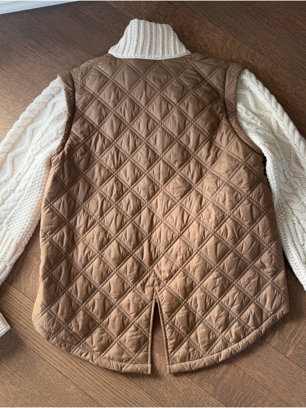 Veronica Beard Petra Tan Quilted Body with Cream Cable-Knit Sleeves Jacket - Picture 3 of 5